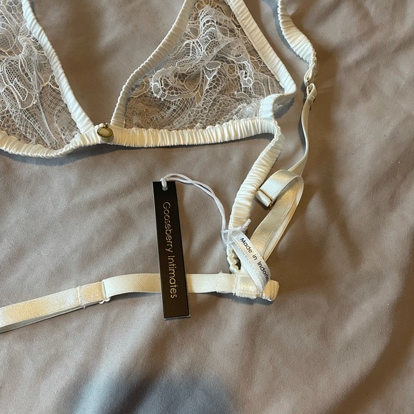 NWT Gooseberry Intimates You bra.   Ivory. Size medium. - Picture 3 of 4